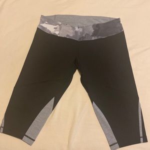 Lululemon short workout leggings, size 12